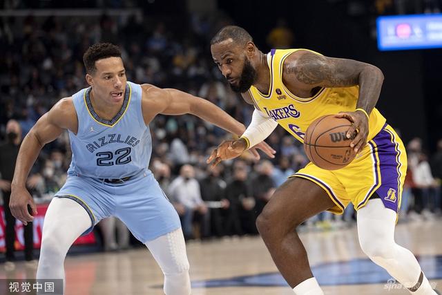 马丁30分篮网力克太阳3连胜 独行侠轻取尼克斯